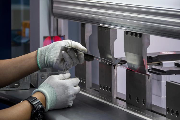 pliage de tôle fine